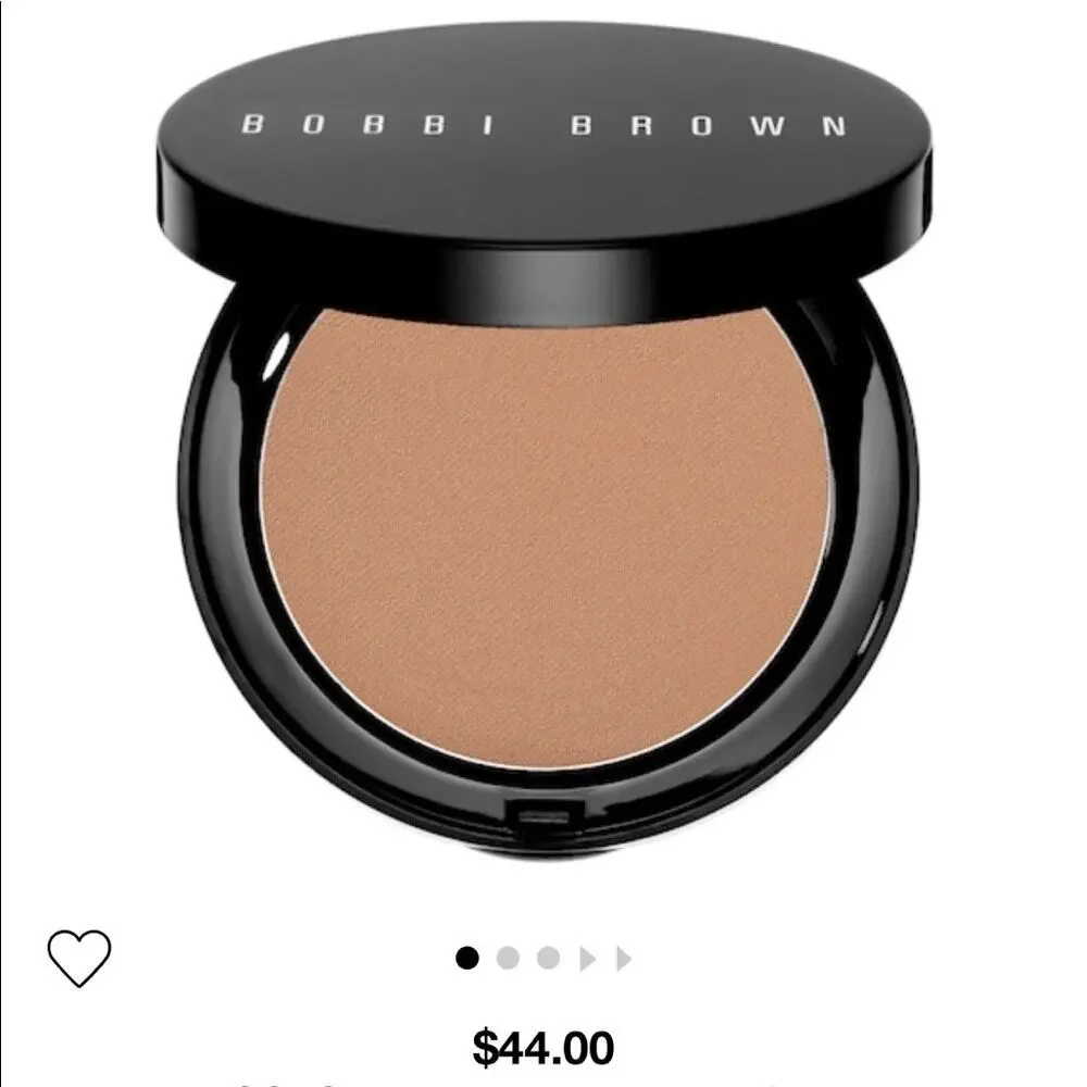 Bobbi Brown Bronzing Powder in Natural